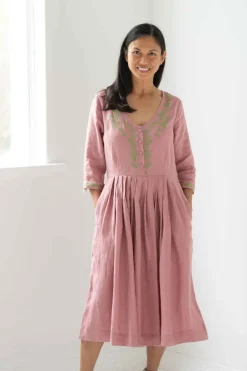 Women Lazybones Aria Dress Rose