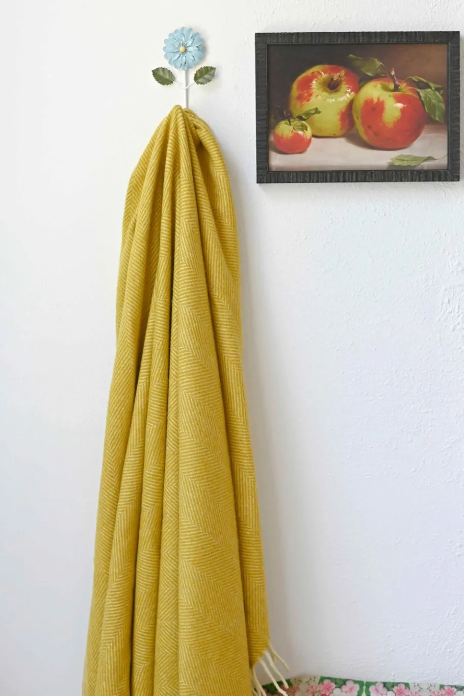 Women Lazybones Art Print - Study Of Apples