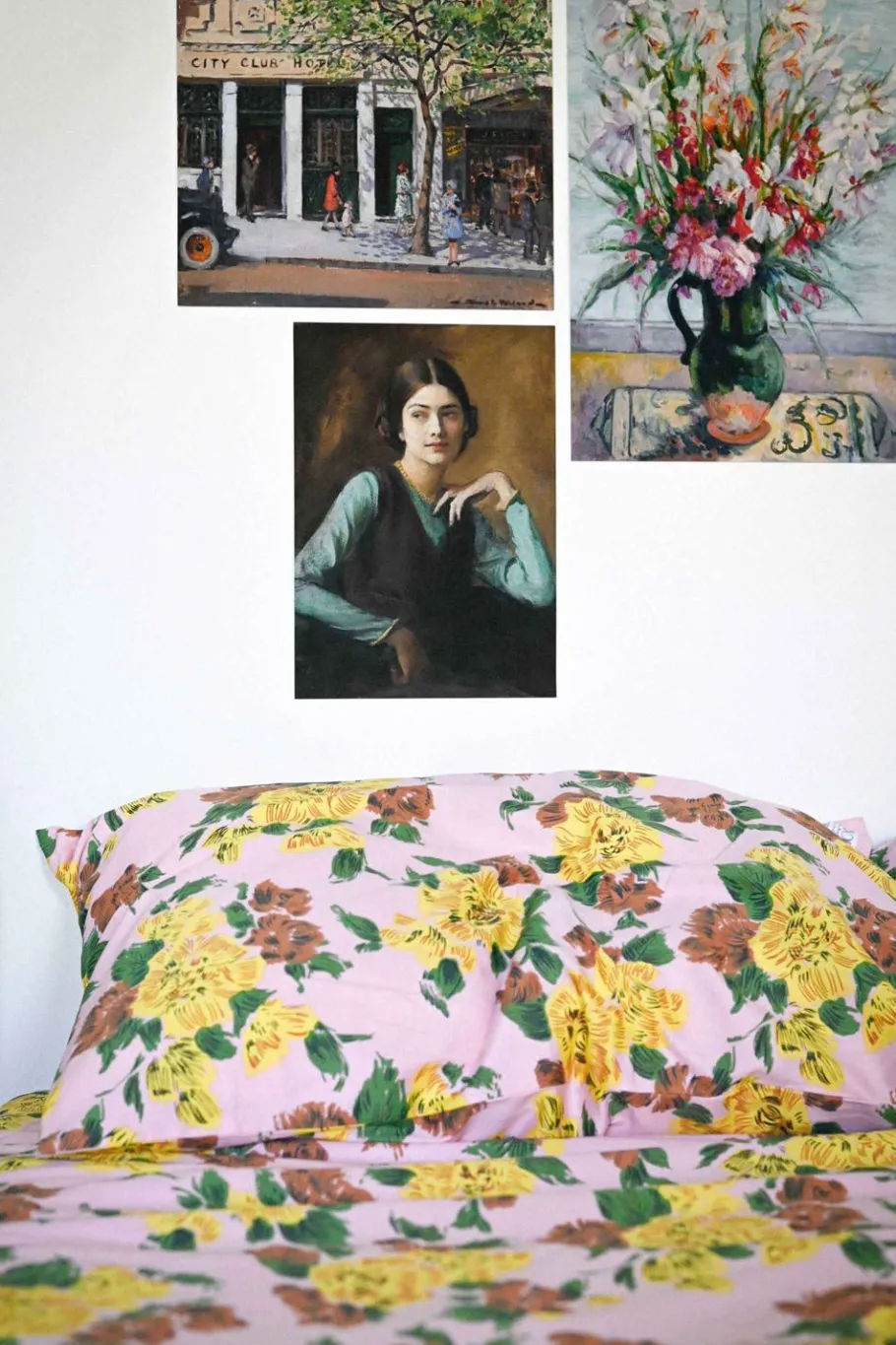 Women Lazybones Art Print Set - Paris End