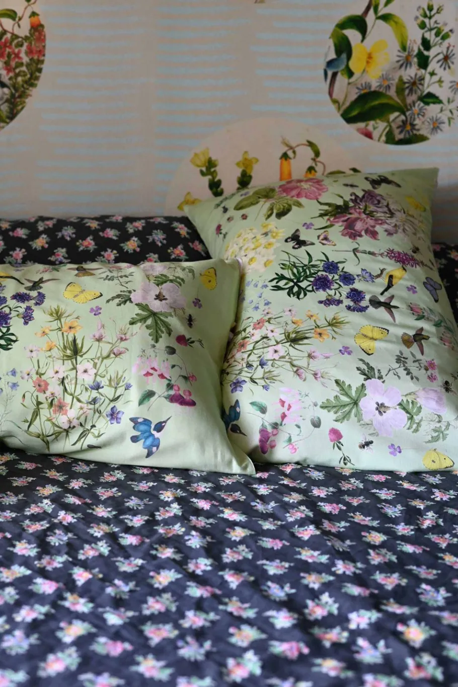 Women Lazybones Busy Garden Pillowcase Set *Organic Cotton