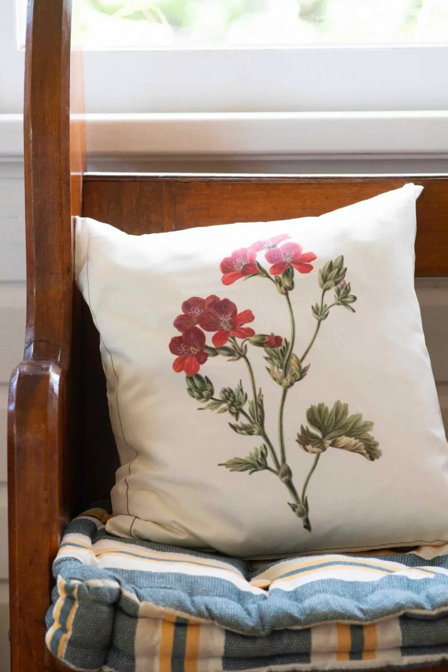 Women Lazybones Geranium Cushion Cover *Organic Cotton