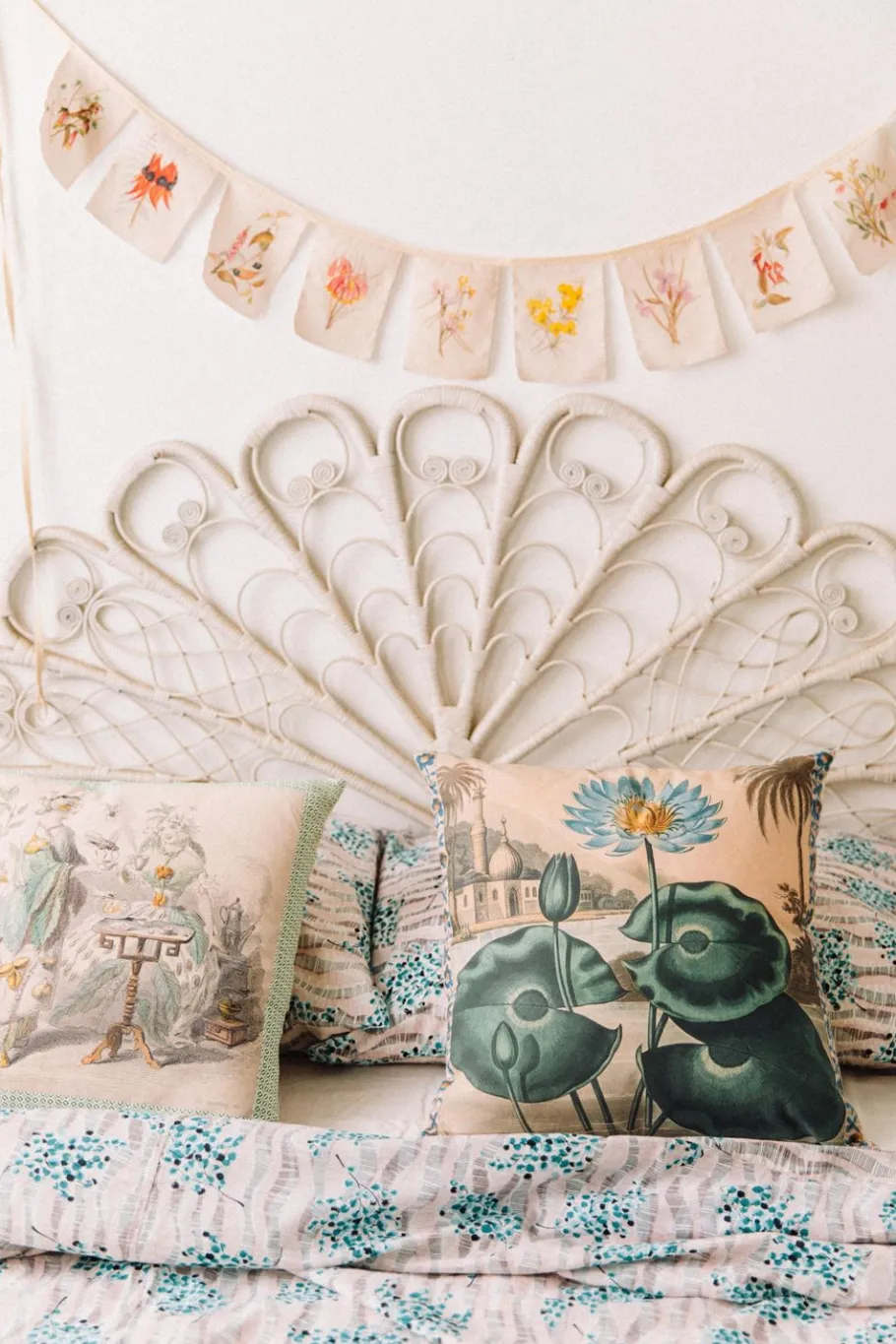 Women Lazybones Gertrude Lovegrove Botanic Garland *Organic Cotton