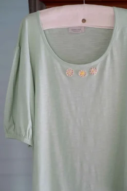 Women Lazybones Globo Tee Mint