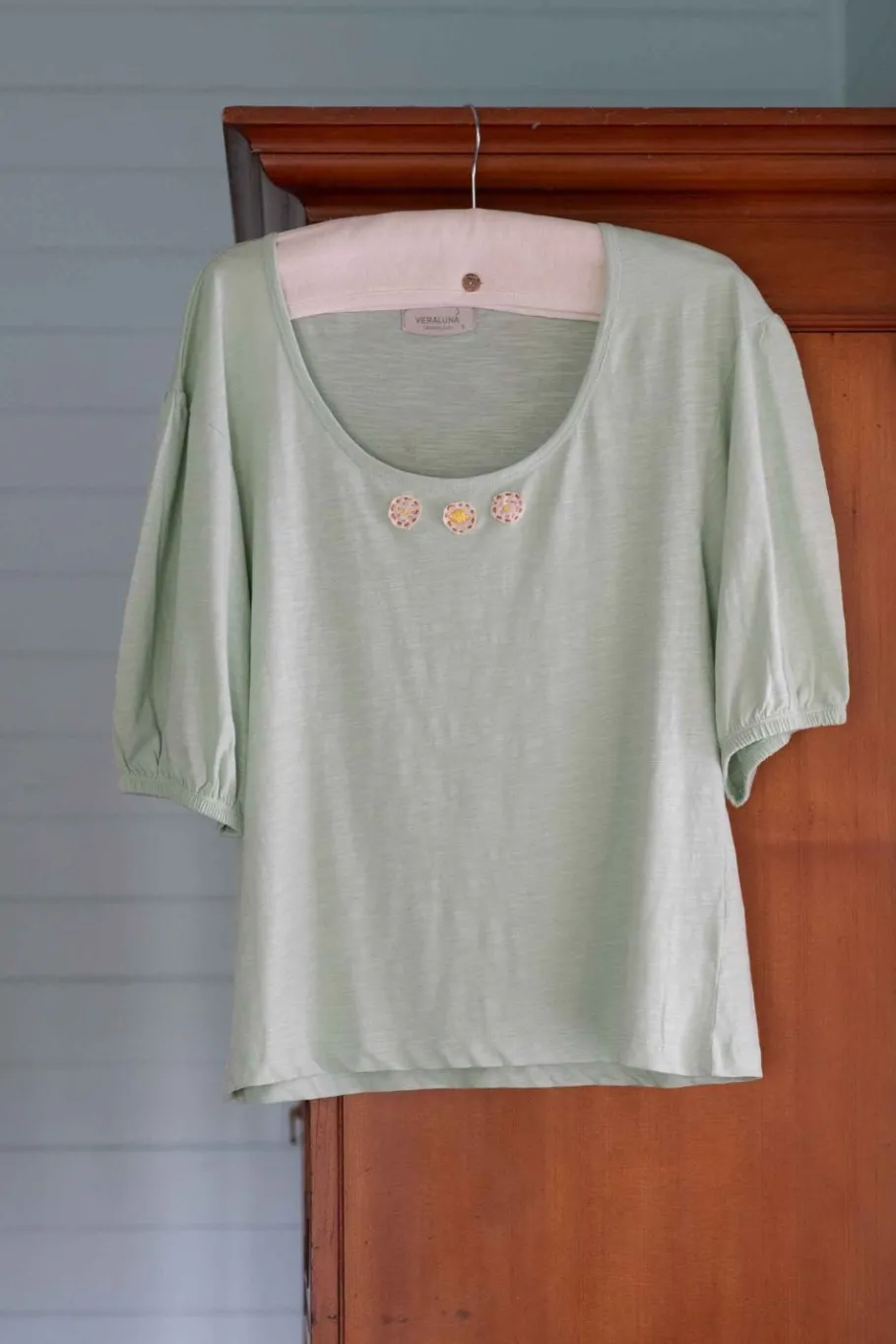Women Lazybones Globo Tee Mint