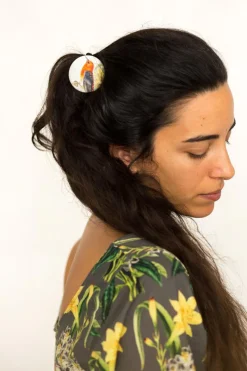 Women Lazybones Hair Button Honey Eater