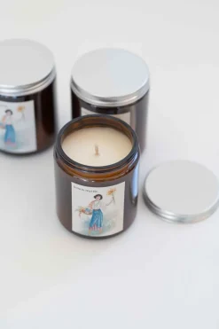 Women Lazybones Lemon Myrtle Soy Candle