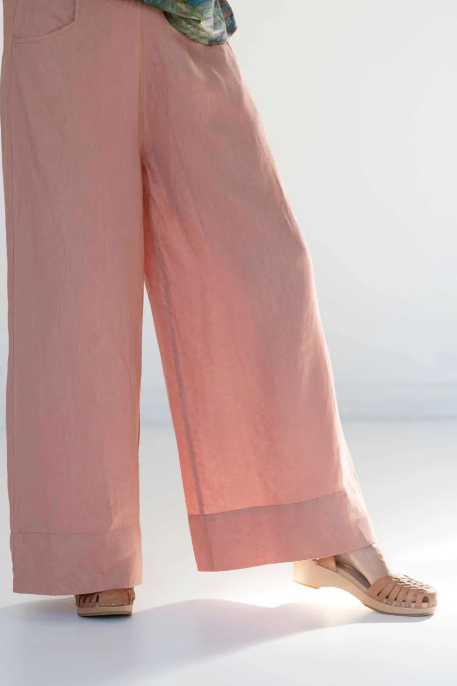 Women Lazybones Ollie Pants In Clay