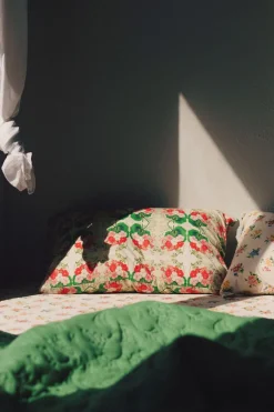 Women Lazybones Pelargonium Pillowcase Set *Organic Cotton