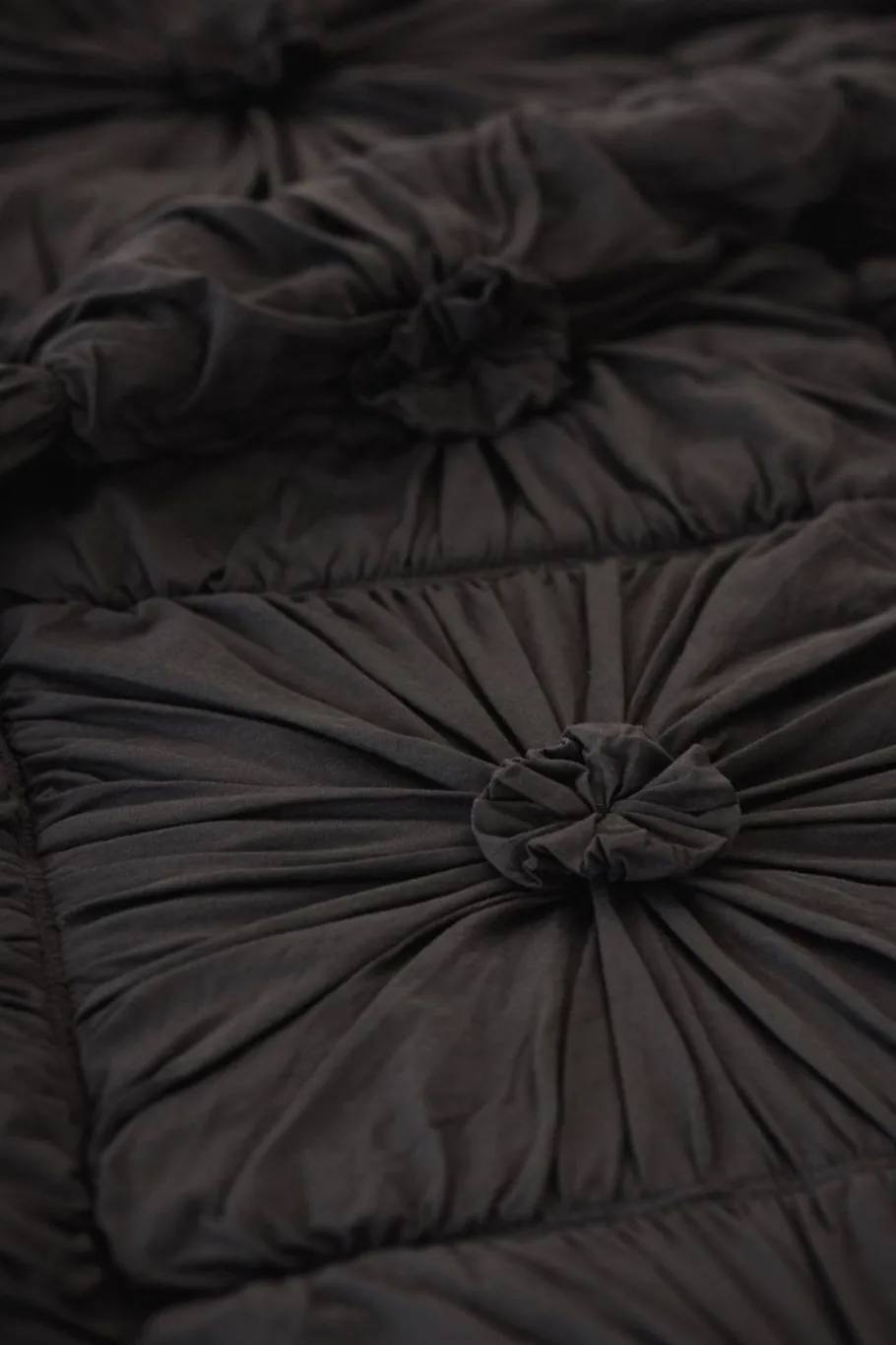 Women Lazybones Rosette Quilt In Charcoal *Organic Cotton