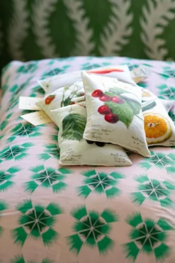 Women Lazybones Scented Sachet Fragaria