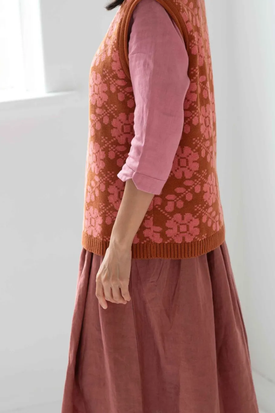 Women Lazybones Valerie Vest Floral *Organic Cotton
