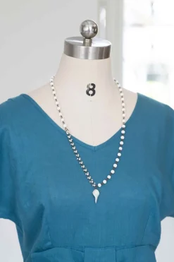 Women Lazybones Vintage Milk Glass Necklace